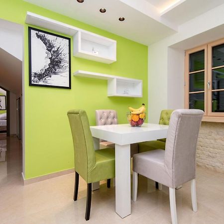Apartman365Kotor Buitenkant foto